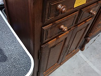 Lot 9 - houten kast - afbeelding 2 van  4