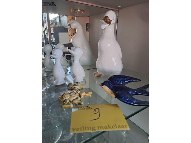 Lot 9 - lot diverse beeldjes - afbeelding 1 van  3
