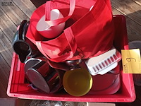 Lot 9 - lot glazen en keukengerei - afbeelding 2 van  5