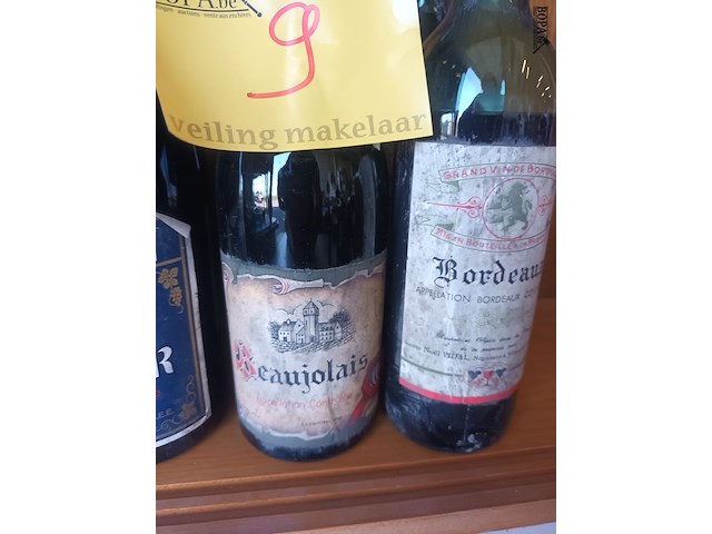 Lot 9 - oude wijnen. 8 stuks - afbeelding 3 van  4