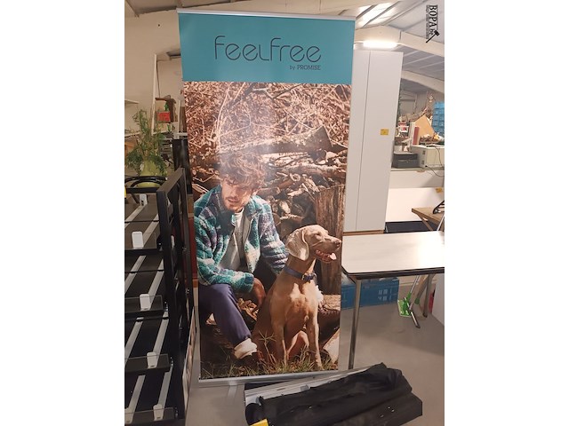 Lot 9 - roll-up banner. 4 stuks - afbeelding 1 van  2