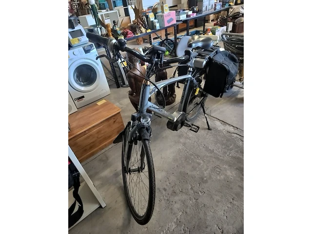Lot 9 - thompsom e-bike - afbeelding 1 van  5