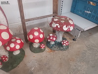 Lot 9 - tuindecoratie. 9 stuks - afbeelding 6 van  6