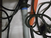 Lot 9 - volt/ohm meter, soldeerbout 7 stuks - afbeelding 2 van  4