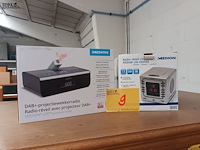Lot 9 - wekkerradio's - 2 stuks - afbeelding 1 van  3
