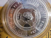 Lot 9 - zilveren 5 dollar munt uit tokelau 2 stuks - afbeelding 2 van  3