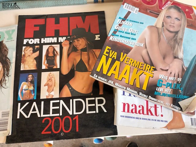 Lot 90 - adult lectuur playboy en spel. 5 stuks - afbeelding 4 van  4