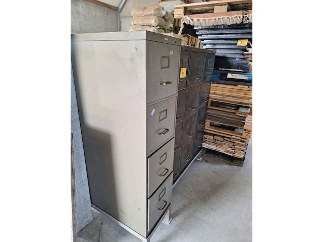 Lot 90 - archiefkasten met inhoud. 4 stuks - afbeelding 12 van  20
