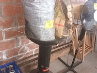 Lot 90 - bbq en houtskool