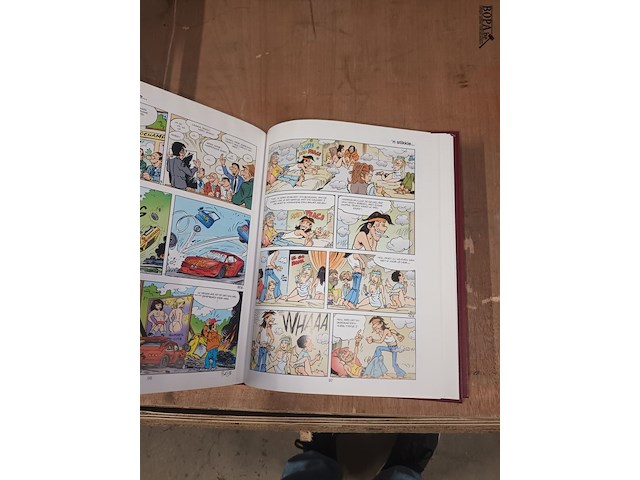 Lot 90 - boeken rooie oortjes - afbeelding 4 van  6