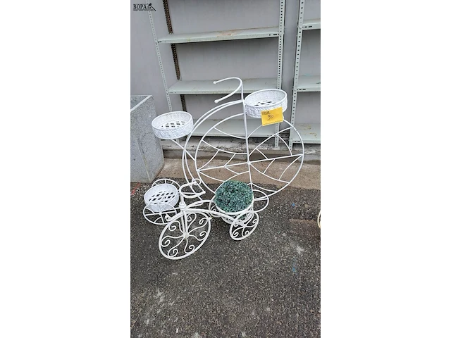 Lot 90 - decoratieve metalen plantenstandaard - 2 stuks nostalgische - afbeelding 1 van  4