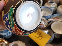 Lot 90 - grote partij tafelgerei in porselein. 80 stuks - afbeelding 5 van  8