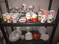 Lot 90 - keukenmateriaal en huisraad - afbeelding 4 van  5