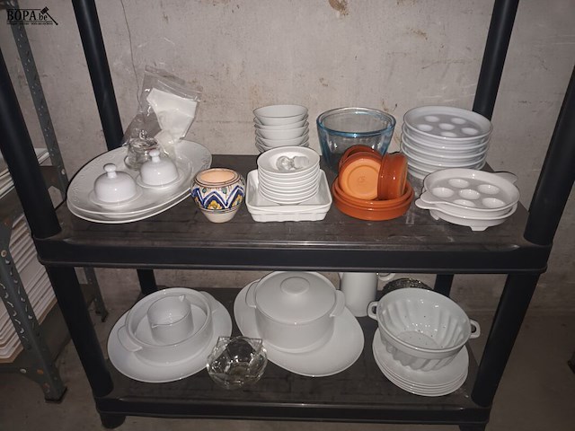 Lot 90 - keukenmateriaal en huisraad - afbeelding 5 van  5