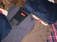 Lot 90 - kledij - afbeelding 2 van  5