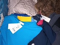 Lot 90 - kledij - afbeelding 3 van  5