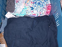 Lot 90 - kledij - afbeelding 4 van  5