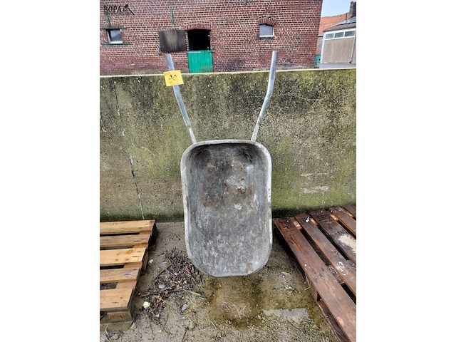 Lot 90 - kruiwagen vabor - afbeelding 1 van  2