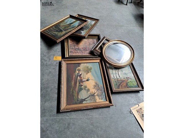 Lot 90 - lot oude kaders diverse maten en modellen -7 stuks - afbeelding 1 van  4
