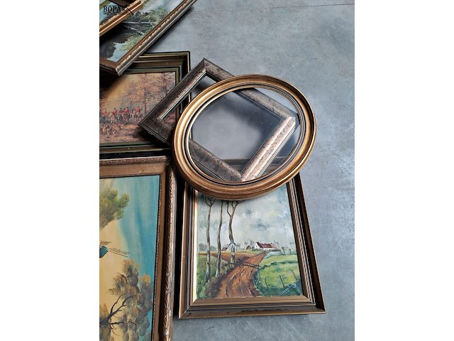 Lot 90 - lot oude kaders diverse maten en modellen -7 stuks - afbeelding 2 van  4