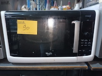 Lot 90 - microgolfoven whirlpool - afbeelding 2 van  4