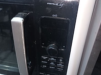 Lot 90 - microgolfoven whirlpool - afbeelding 4 van  4