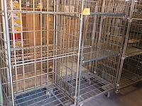 Lot 90 - rolcontainer. 2 stuks - afbeelding 1 van  2