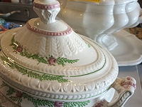 Lot 90 - soepterrines. 2 stuks - afbeelding 2 van  2