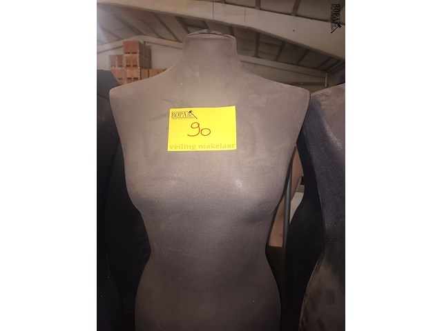 Lot 90 - stoffen torso poppen. 6 stuks - afbeelding 3 van  3