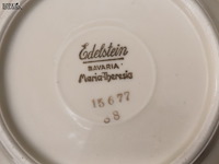 Lot 90 - vintage borden. 28 stuks - afbeelding 4 van  6