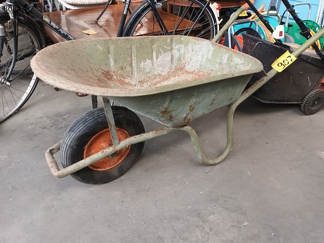 Lot 907 - kruiwagen - afbeelding 2 van  4