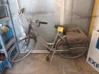 Lot 91 - damesfiets avenue - afbeelding 1 van  3
