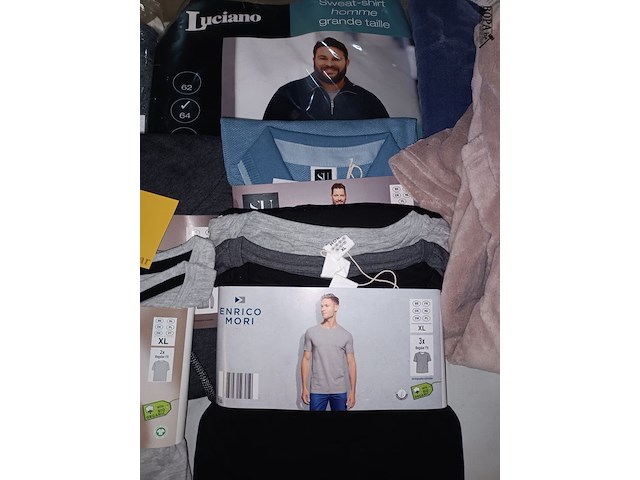 Lot 91 - herenkledij - afbeelding 3 van  5