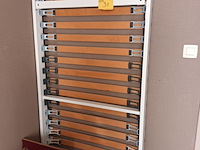 Lot 91 - lattenbodem - afbeelding 1 van  3