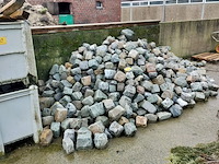 Lot 91 - lot losliggende kasseien