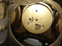 Lot 91 - messing schouwgarnituur - afbeelding 5 van  7