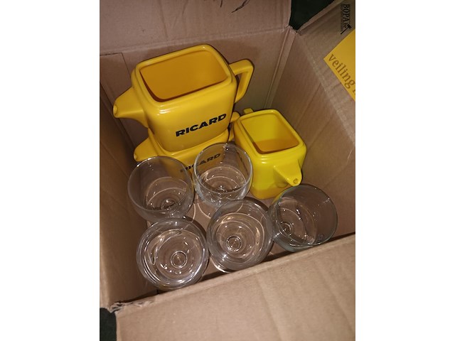 Lot 91 - ricard glazen en kannen. 8 stuks - afbeelding 2 van  3