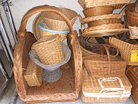 Lot 91 - rieten manden. 39 stuks - afbeelding 2 van  4