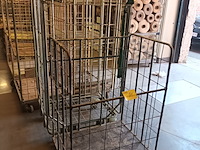 Lot 91 - rolcontainer. 2 stuks - afbeelding 2 van  3