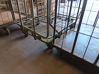 Lot 91 - rolcontainer. 2 stuks - afbeelding 3 van  3