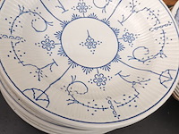 Lot 91 - vintage borden. 25 stuks - afbeelding 2 van  6