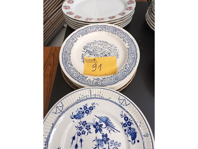 Lot 91 - vintage borden. 25 stuks - afbeelding 6 van  6