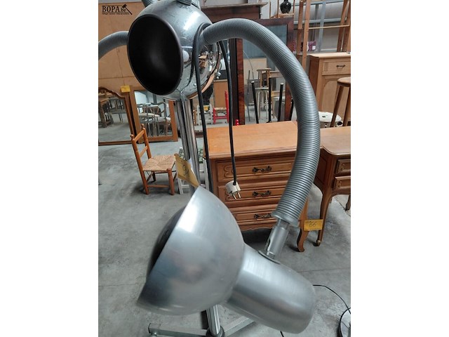 Lot 91 - vintage haardrooglamp '60 - eyeboll lamp in chroom - collect - afbeelding 5 van  6