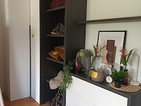 Lot 91 - wandkast met hoekmodule - afbeelding 1 van  4