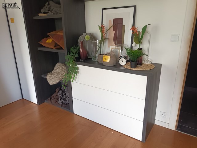 Lot 91 - wandkast met hoekmodule - afbeelding 2 van  4