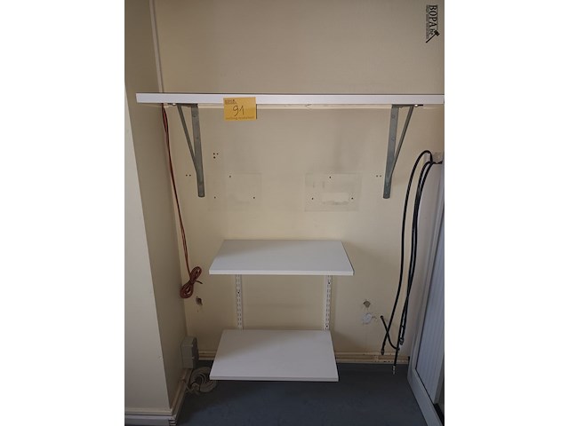 Lot 91 - wandrek - afbeelding 1 van  3