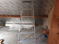 Lot 92 - aluminium trapladder - afbeelding 2 van  2