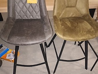 Lot 92 - barkruk. 2 stuks - afbeelding 1 van  6