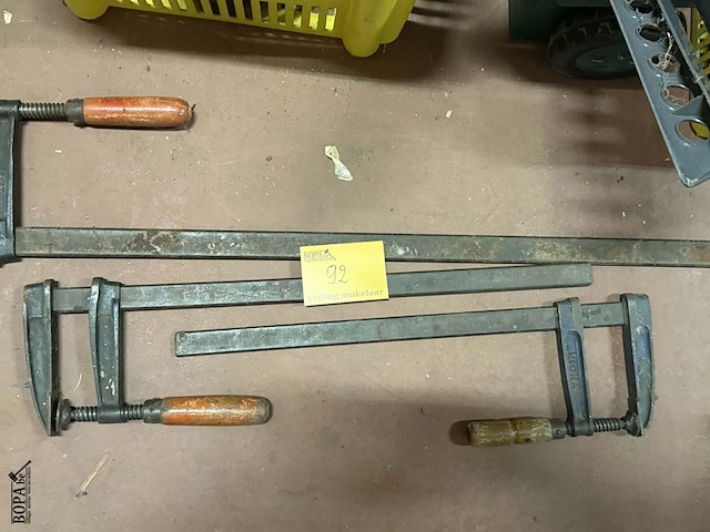 Lot 92 - f-klemmen 3 stuks - afbeelding 1 van  1