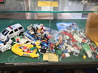 Lot 92 - groot lot diverse playmobil - afbeelding 1 van  5